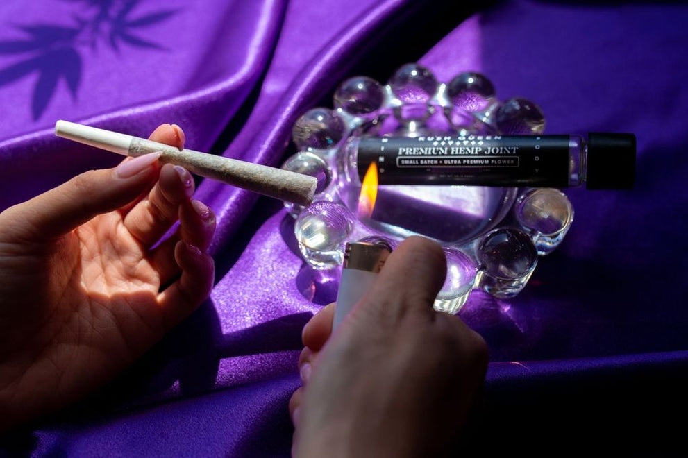 How to Tell If Marijuana Plant is Male or Female